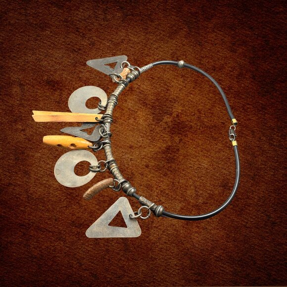 Vintage Brass & Wood Statement Necklace with Geometric Patterns - Picture 3 of 5